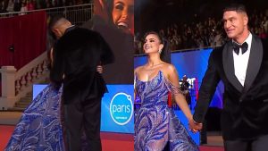 VIDEO - El beso con el que Emilia Dides y Sammis Reyes confirmaron su relación en la Gala de Viña 2025