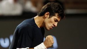 Cristian Garin remonta un partidazo y queda a un paso del cuadro principal del Masters 1000 de Indian Wells
