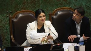 Tras rechazo de moción: Partido Social Cristiano insiste en censura contra Karol Cariola y arremete contra Chile Vamos