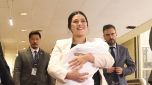 Karol Cariola dejó el departamento que le arrendaba a empresario chino: dijo que no sabía de quién era