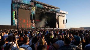 Metro anuncia extensión horaria para el Lollapalooza 2025: estos son los recorridos especiales que habrá el fin de semana