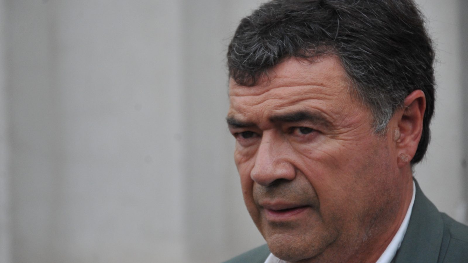 Ministro de Agricultura Esteban Valenzuela vuelve a complicar al Gobierno