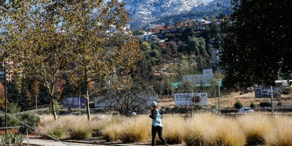 Ranking de felicidad pone a Chile en el lugar 45