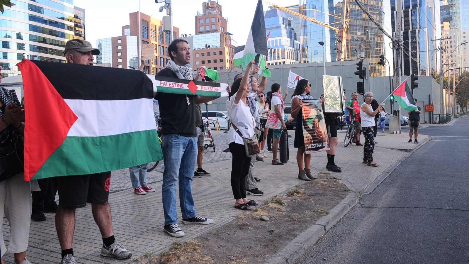 Comunidad Palestina acusa a ex director de Senapred de amenazas