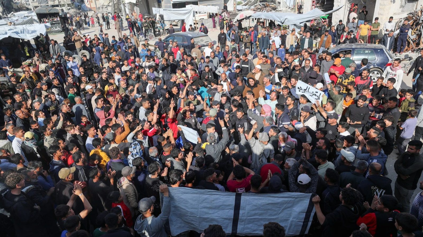 Miles de manifestantes salieron a las calles en Gaza