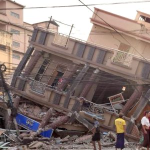 Myanmar sufre fuerte terremoto
