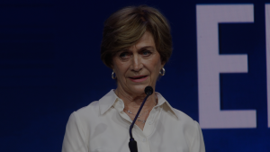 Matthei reacciona ante 