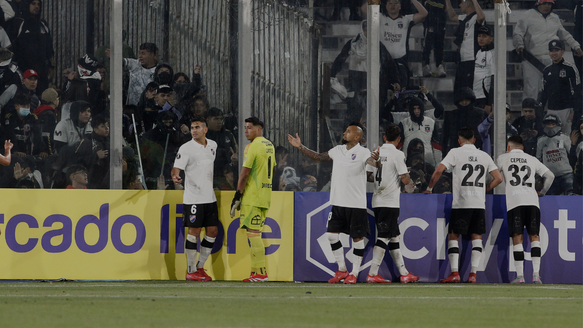 El duro castigo que Conmebol aplicó a Colo Colo tras incidentes en el Estadio Monumental
