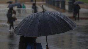 Qué es el Escote del Diablo y por qué evitaría la llegada de lluvias a Santiago