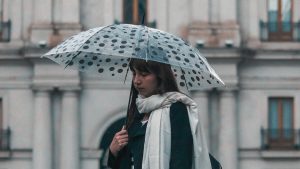 Vuelven las lluvias a Santiago: meteorólogos anuncian precipitaciones para la próxima semana