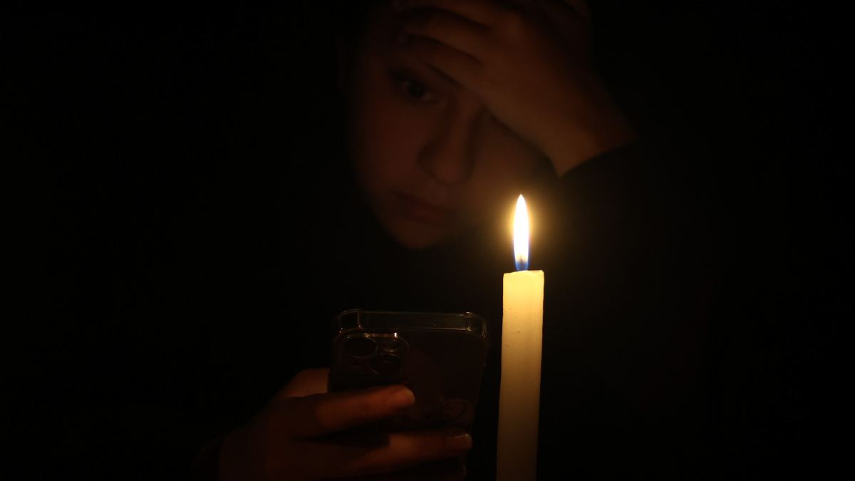Las siete comunas de la RM que tendrán cortes de luz este miércoles 14 de mayo