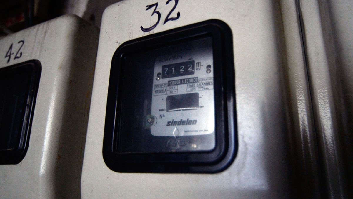 Anuncian nuevos cortes de luz en la RM para este martes 20 de mayo