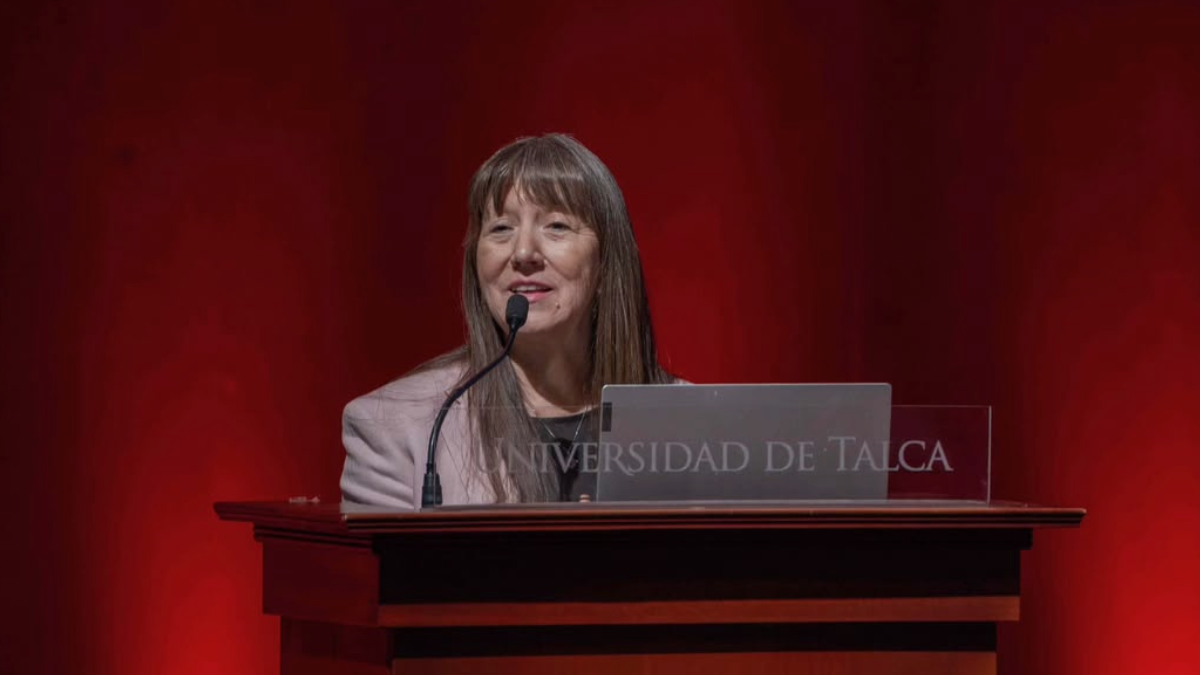Pese a su renuncia a la Superintendencia de Salud prosigue el sumario a la hermana de Monsalve