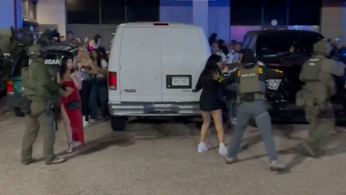 Los detalles de la redada migratoria en EE.UU. que dejó a dos chilenas detenidas: 