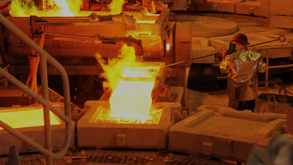 Actividad minera crece 10% en doce meses y empuja Índice de Producción Industrial