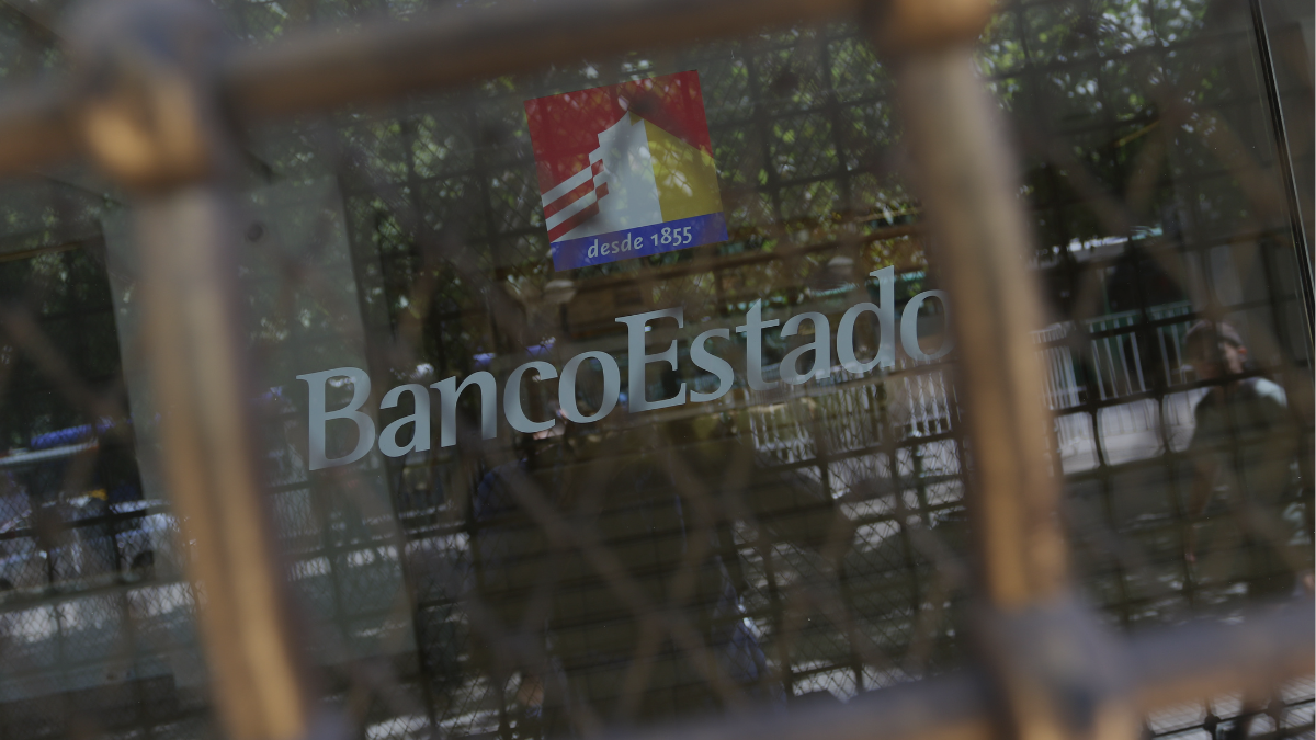 Sindicato de BancoEstado se enfrenta a la CMF por fin del feriado bancario