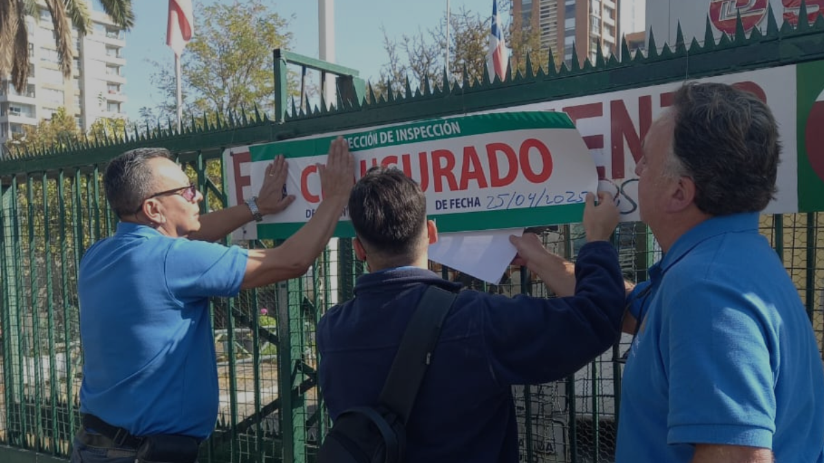 Malls chinos no paran de crecer pero Ñuñoa clausura nuevo recinto: ahora fue el turno de Kassa
