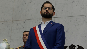 El fantasma de los compromisos incumplidos y las oportunidades que se le ofrecen a Boric en su última Cuenta Pública