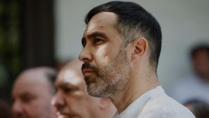 VIDEO - Todo lo que se sabe tras las viralizadas imágenes de Claudio Bravo encarando a un conductor