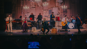 Gira la vida entera