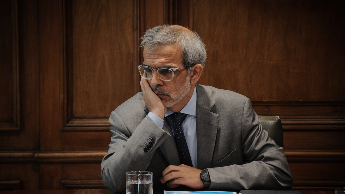 El choque entre Cordero y diputados oficialistas que dejó sin urgencia el proyecto de Reglas de Uso de la Fuerza (RUF)