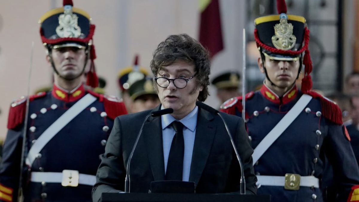 Nuevo escándalo en Argentina: Milei restringe por decreto parcialmente el derecho a huelga