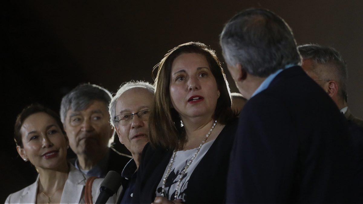 Las razones del oficialismo para pausar la negociación parlamentaria y por qué gana terreno la idea de dos listas