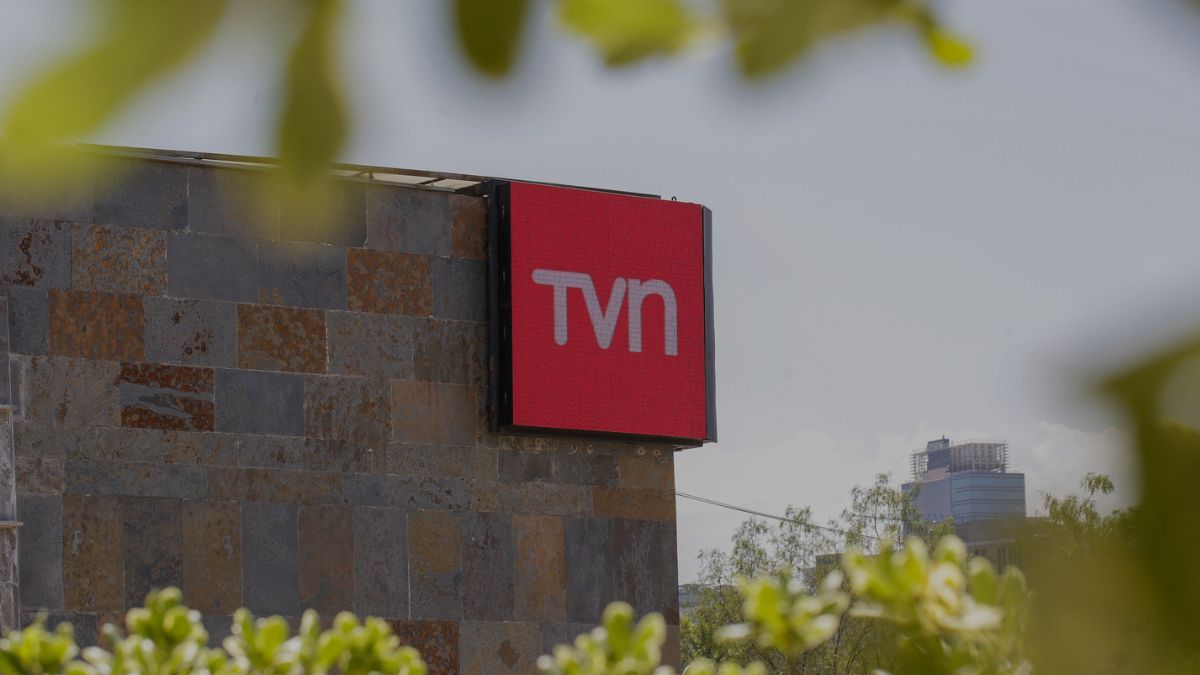 Crisis en TVN: respuesta a Anita Holuigue