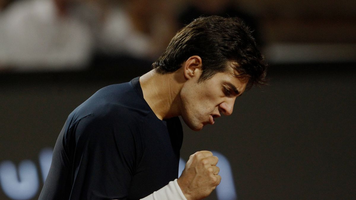 Presencia chilena: así fueron los triunfos de Garin y Barrios en su debut por la clasificatoria de Roland Garros