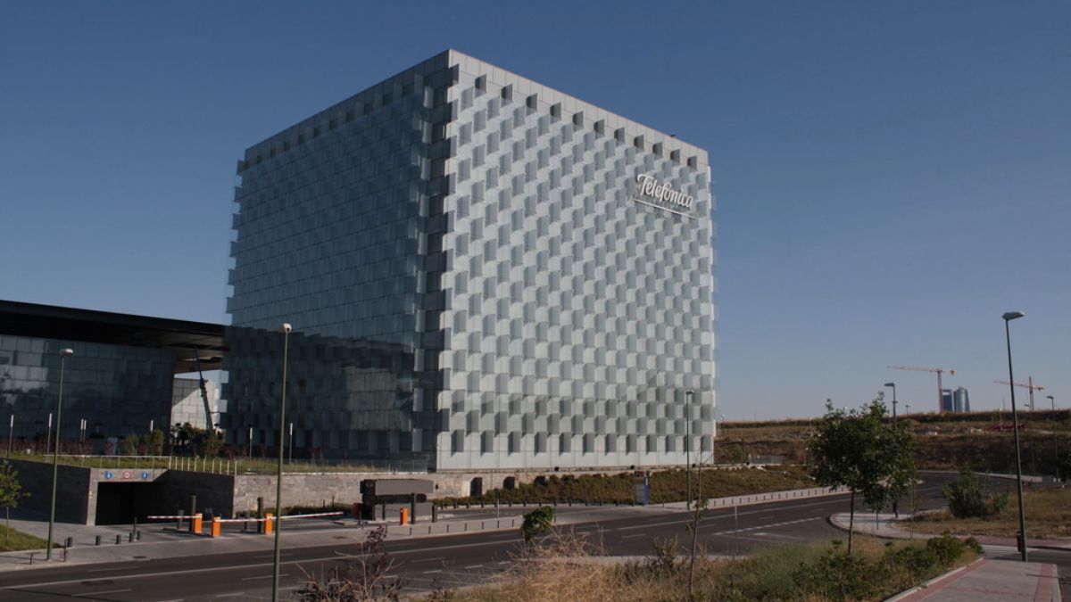 Empresas e instituciones estatales afectadas: las razones de la caída de la red de Telefónica en España