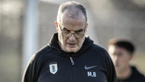 Bielsa se molesta con equipo tras documental de periodista discapacitado: 