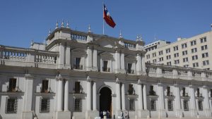 A pesar de los aranceles de Trump: Chile mantiene su proyección económica según la OCDE
