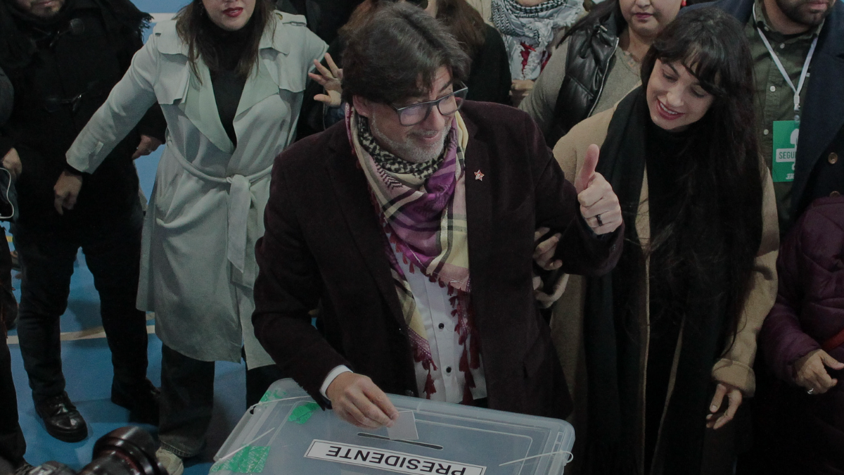 VIDEOS - El caos que generó la votación de Daniel Jadue en Recoleta