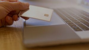 ¿Cuenta vista o cuenta corriente online?: descubre cuál elegir