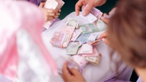 Educación financiera desde niños, por qué enseñarla temprano puede cambiarlo todo 
