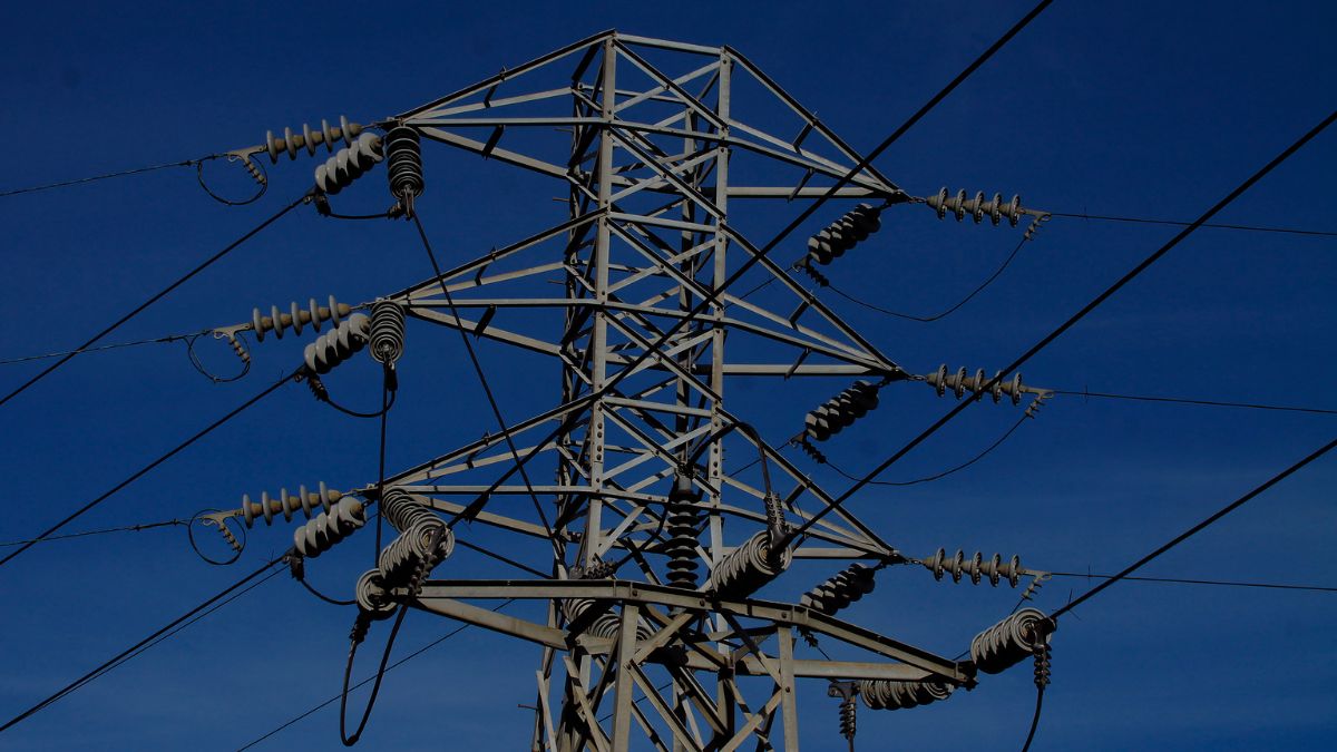 Coordinador Eléctrico Nacional otra vez en la mira: ¿por qué no se declara emergencia del suministro eléctrico?