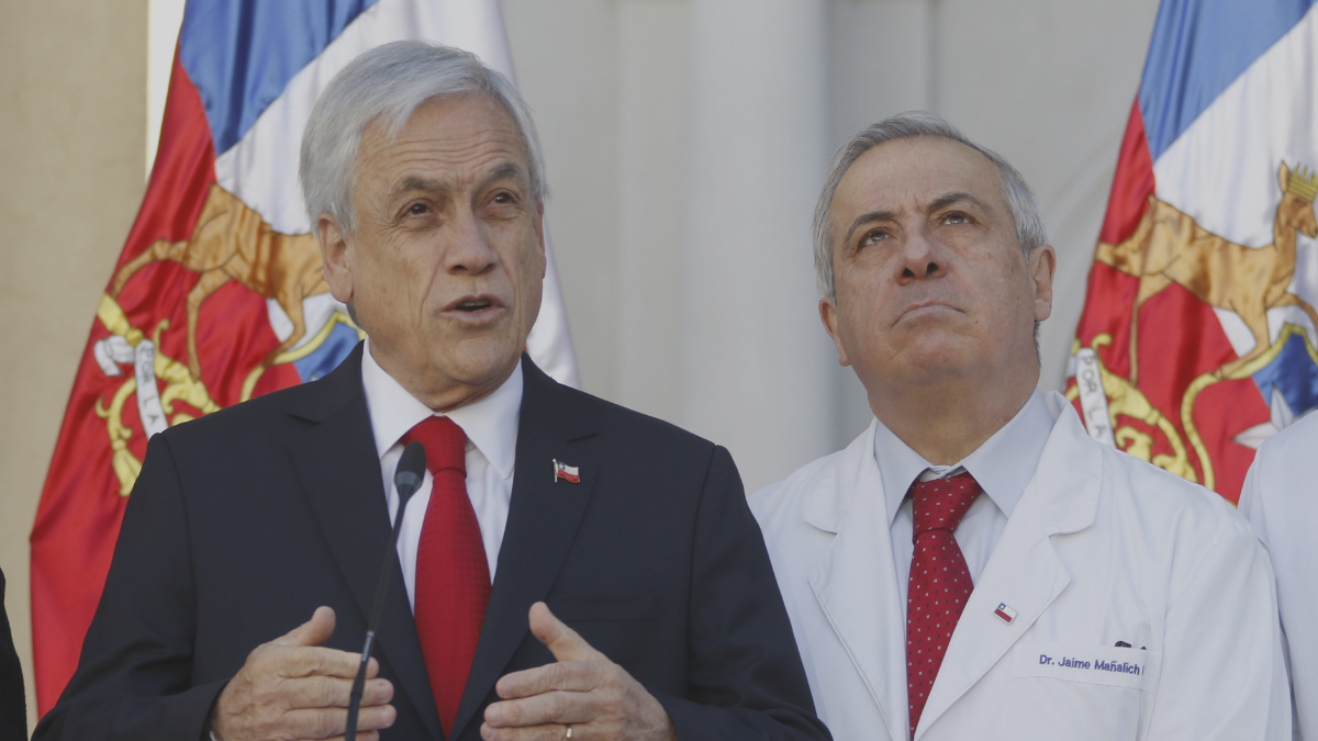 Mañalich pide estatua para Piñera en la Plaza de la Constitución por su manejo de la pandemia