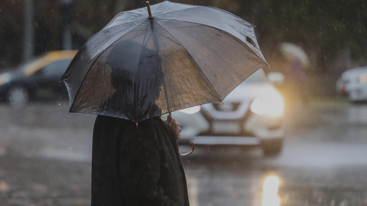 Senapred decreta alarma meteorológica en tres regiones: cuándo vuelven las lluvias al país