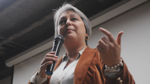 Lautaro Carmona difiere de Jeannette Jara sobre presos políticos en Cuba