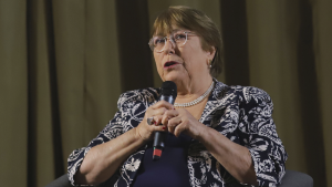 VIDEO - Michelle Bachelet llama a participar en las primarias: 