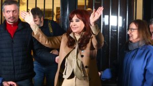Cristina Fernández con arresto domiciliario: las críticas que desató la decisión de la justicia argentina