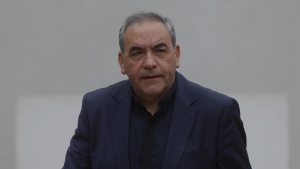 El detalle de las querellas de Puma y Adidas contra Fidel Espinoza y la explicación del senador PS