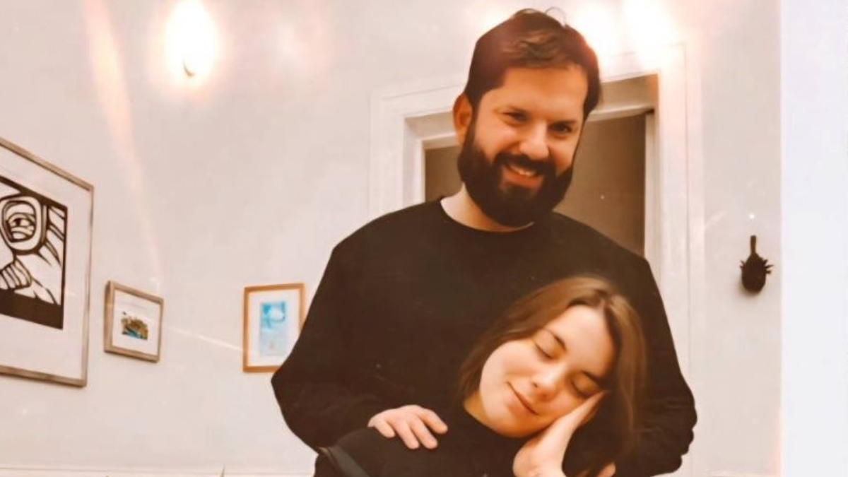 La emotiva foto que publicó el presidente Boric y Paula Carrasco ante inminente nacimiento de su hija Violeta