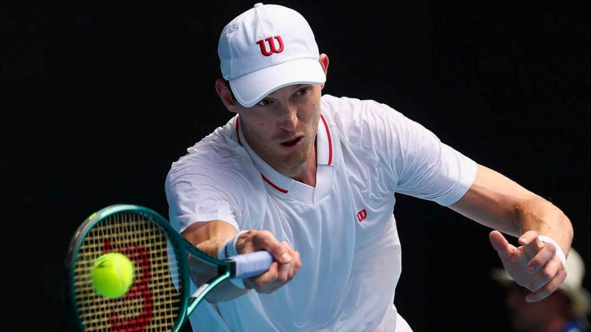 Nicolás Jarry remonta un partidazo ante el top 8 en Wimbledon y logra uno de los mejores triunfos de su carrera