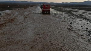 VIDEOS - Suspensión de clases y cierre de pasos fronterizos genera sistema frontal en el norte