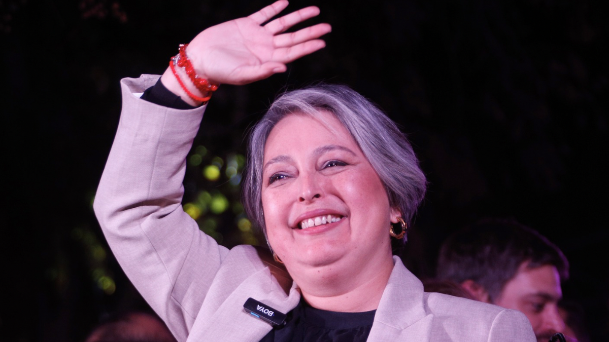 El agridulce triunfo de Jara que la alzó como la candidata única y líder del progresismo