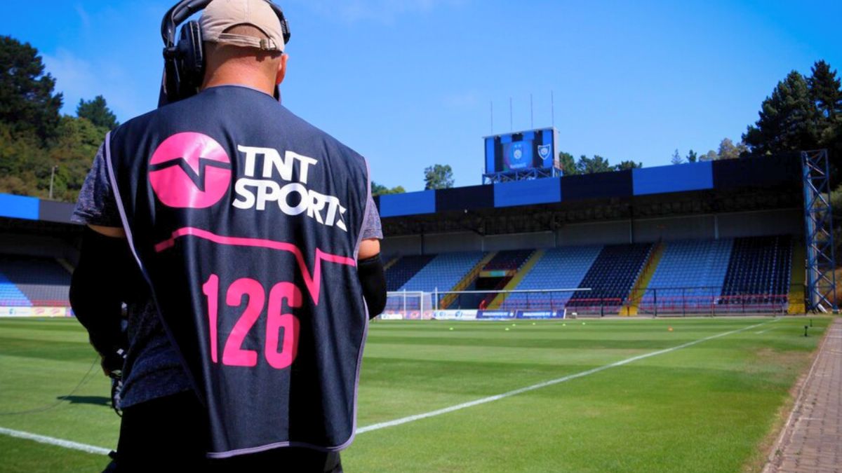 La trama de la millonaria pelea entre la ANFP y TNT Sports por los partidos no jugados en pandemia y el estallido social