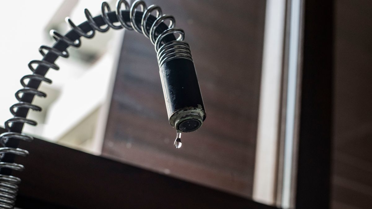 Más de medio millón de personas afectadas por corte de agua en Santiago: cuándo vuelve el suministro