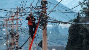 Cómo reportar los cortes de luz durante la lluvia
