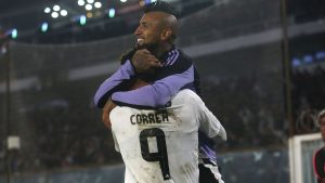Colo Colo se enfrenta a un líder y La U al colista: la programación de la fecha 15 del fútbol chileno